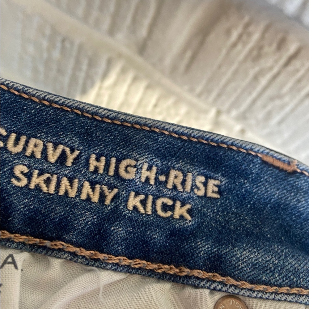 American Eagle curvy high-rise skinny kick Jean size 8 NEW - Picture 8 of 9
